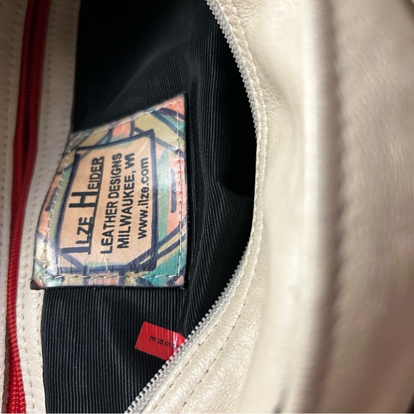 ILZE Heider Hand Crafted Artisan Leather Shoulder Barrel Bag Boho Design - Picture 13 of 16